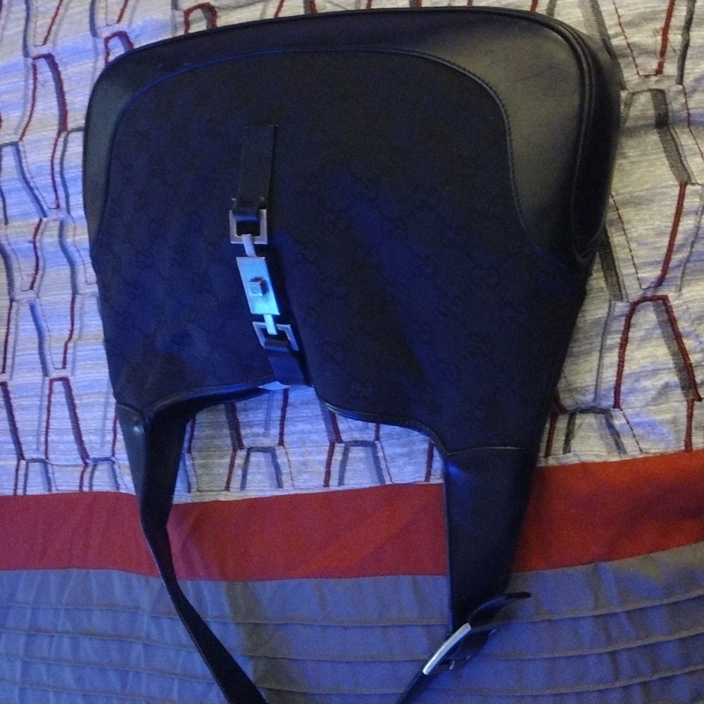 Women Gucci bag